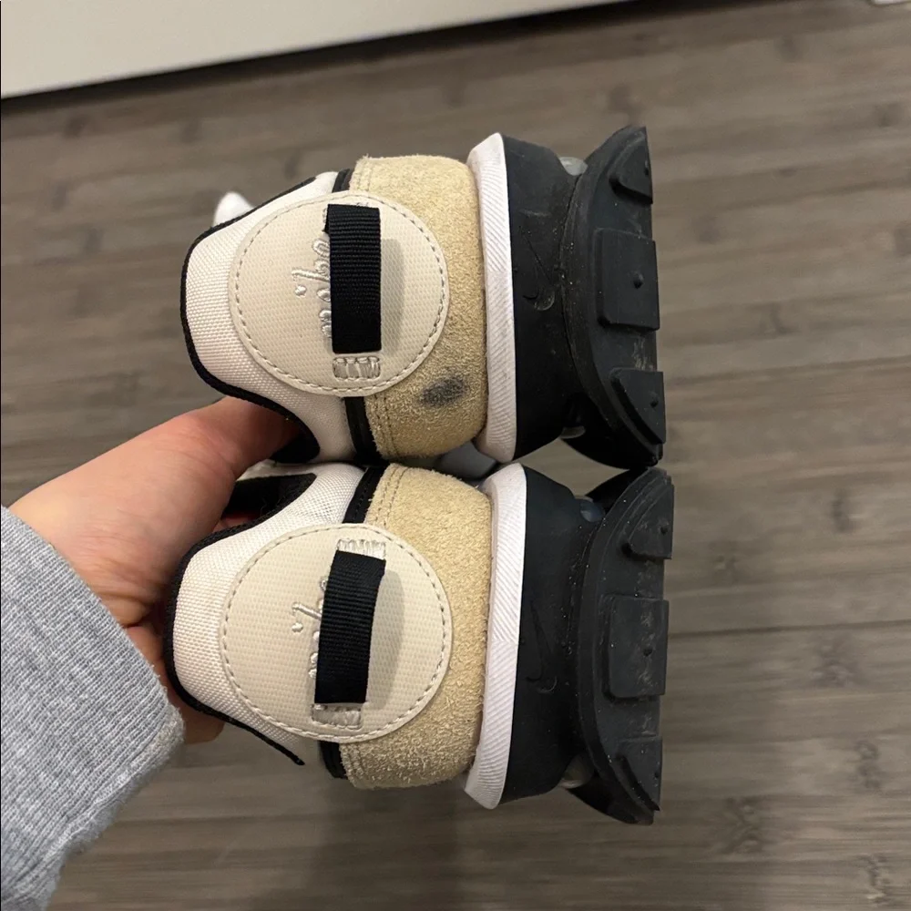 Nike Air Max Pre-Day Light Bone sneakers